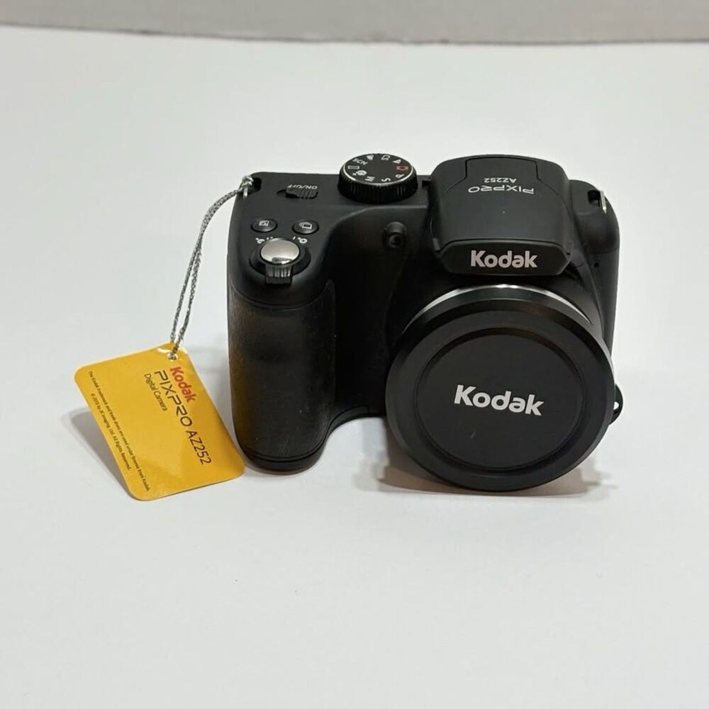 Kodak PIXPRO Az252 Point & Shoot Digital CAMERA 16mp 3" LCD 25x Zoom SD Card